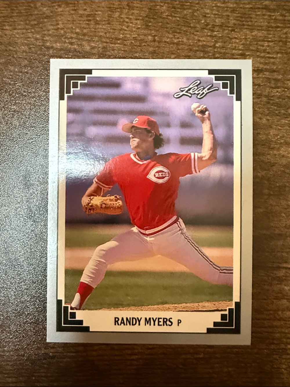 Leaf Randy Myers Baseball Card - Red & White